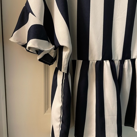 Black Tape Women's Blue & White Peplum Top - Picture 1 of 3